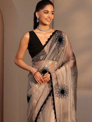 beige floral embroidered tissue saree 3