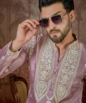 pink silk blend kurta with solid thread work embroidery 2