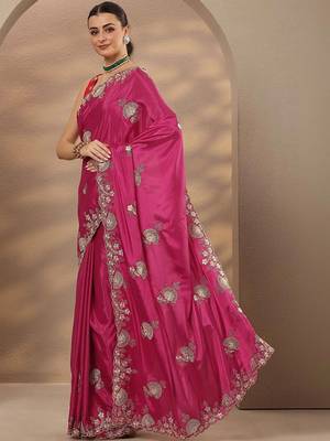 pink embroidered saree with unstitched blouse piece 2