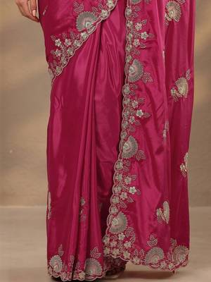 pink embroidered saree with unstitched blouse piece 4