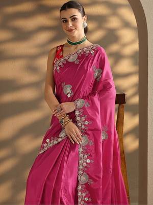 pink embroidered saree with unstitched blouse piece 5