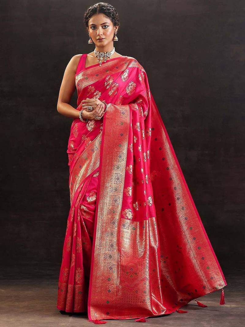 pink woven design saree with unstitched blouse piece