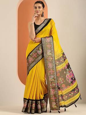 mustard solid georgette saree with unstitched blouse piece 2