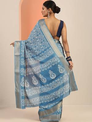 blue printed saree with unstitched blouse piece 4