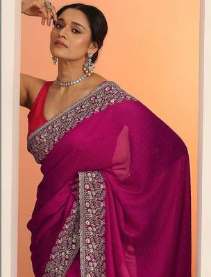 magenta embellished saree with unstitched blouse piece 2
