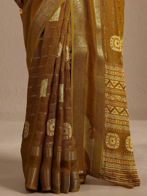 mustard woven design saree with unstitched blouse piece 4