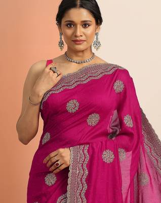 pink embellished saree with unstitched blouse piece 4