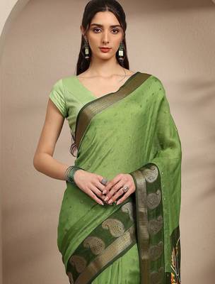 green paisley woven design saree with unstitched blouse piece 5