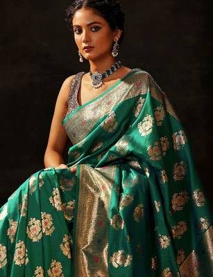 green woven design saree with unstitched blouse piece 2