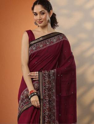 maroon solid saree with unstitched blouse piece 3