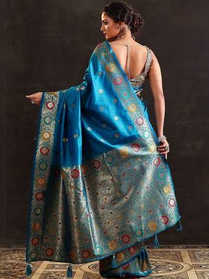 teal woven design saree with unstitched blouse piece 3