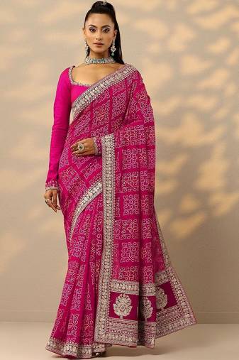 magenta bandhani printed saree with unstitched blouse piece