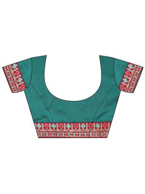 magenta printed saree with unstitched blouse piece 4