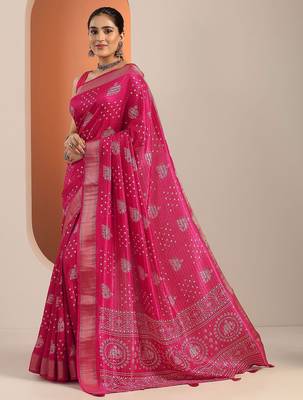 pink printed saree with unstitched blouse piece 3