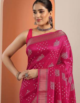 pink printed saree with unstitched blouse piece 5