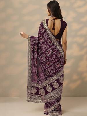 purple bandhani printed silk blend saree with unstitched blouse piece 4