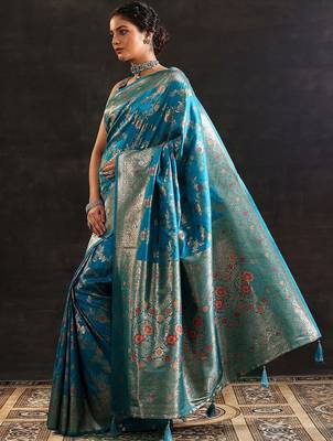 blue woven design saree with unstitched blouse piece 3