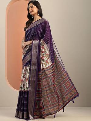 purple printed crepe saree with unstitched blouse piece 3