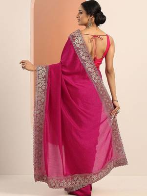 magenta embellished saree with unstitched blouse piece 4