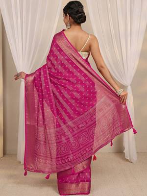 magenta ethnic woven design saree with unstitched blouse piece 4