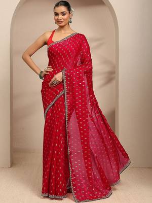red floral printed saree with unstitched blouse piece 1