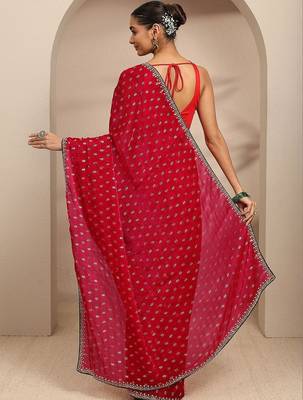 red floral printed saree with unstitched blouse piece 5