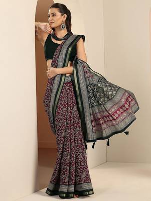 Pink maroon printed saree with unstitched blouse piece 1