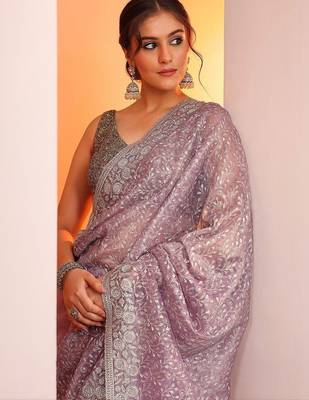 lavender embellished zari heavy work saree 5