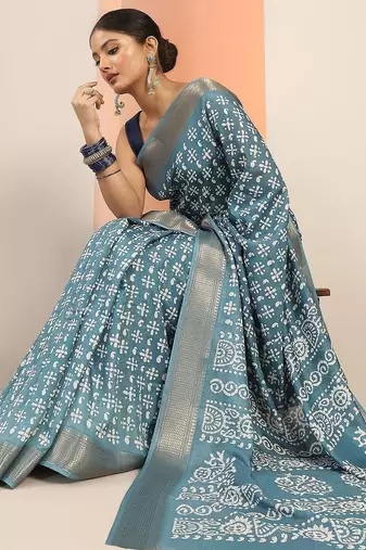 blue ethnic motifs printed saree with unstiched blouse piece