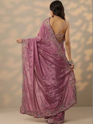 mauve embroidered crepe saree with unstitched blouse piece 5