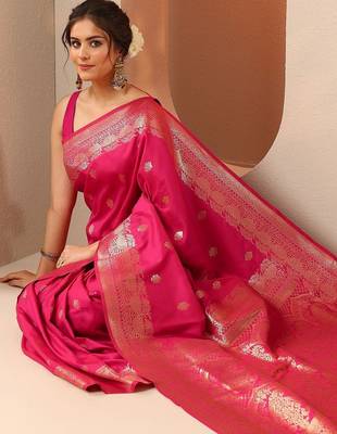 woven design banarasi saree with unstitched blouse piece 3