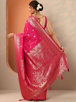 woven design banarasi saree with unstitched blouse piece 5