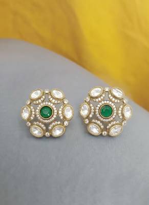 Smooth round shape green kundan mehandi gold plated stud earring for women and girls 4