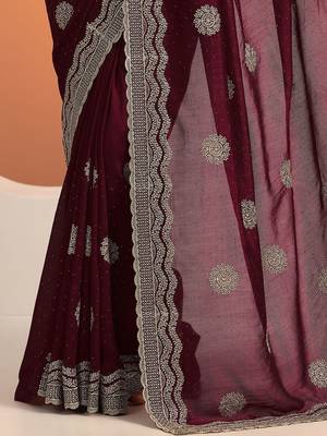 maroon embellished saree with unstitched blouse piece 4