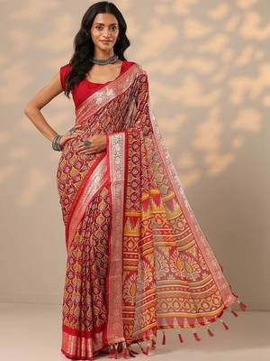 Red red printed banarasi georgette saree with unstitched blouse piece 1