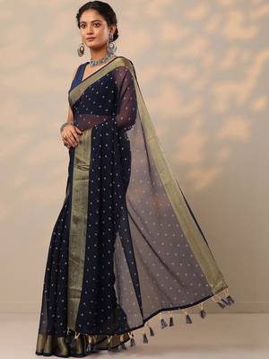 navy blue printed chiffon saree with unstitched blouse piece 5