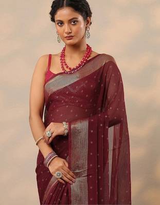 maroon printed chiffon saree with unstitched blouse piece 3