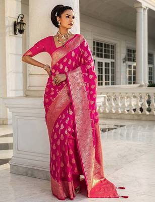 pink woven design saree with unstitched blouse piece 1