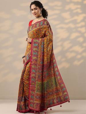 mustard printed saree with unstitched blouse piece 3