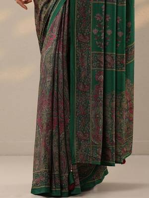 green printed saree with unstitched blouse piece 2