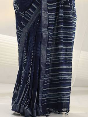blue indigo dabu print cotton saree 5