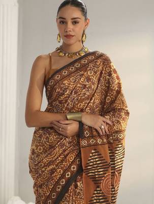 brown bagru print cotton saree 5
