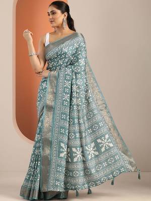 teal printed saree with unstitched blouse piece 3