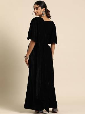 black embellished embroidered velvet palazzo saree with belt 3