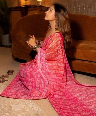 red bandhani printed chiffon saree with unstitched blouse piece 1