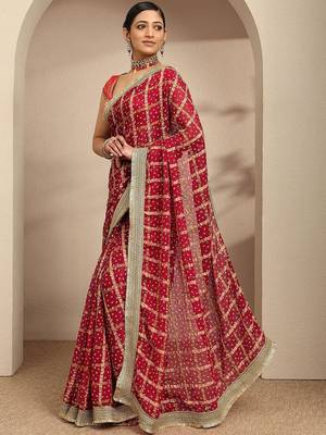 red bandhani printed saree with unstitched blouse piece 3