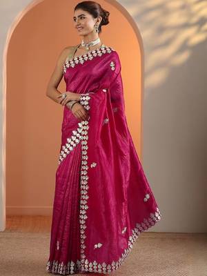 Magenta pink embroidered jimmy choo organza saree with unstitched blouse piece 3