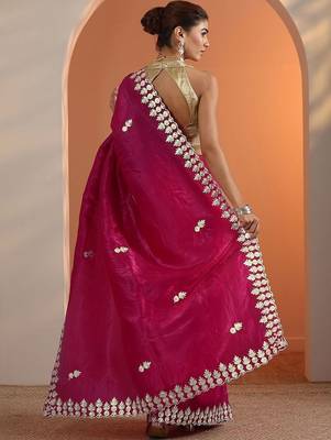 Magenta pink embroidered jimmy choo organza saree with unstitched blouse piece 4