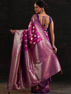 magenta woven design banarasi silk blend saree with unstitched blouse piece 4