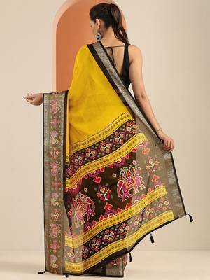 mustard solid georgette saree with unstitched blouse piece 4